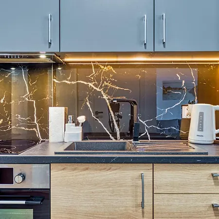 5d Fredry 2/47 Апартаменты *